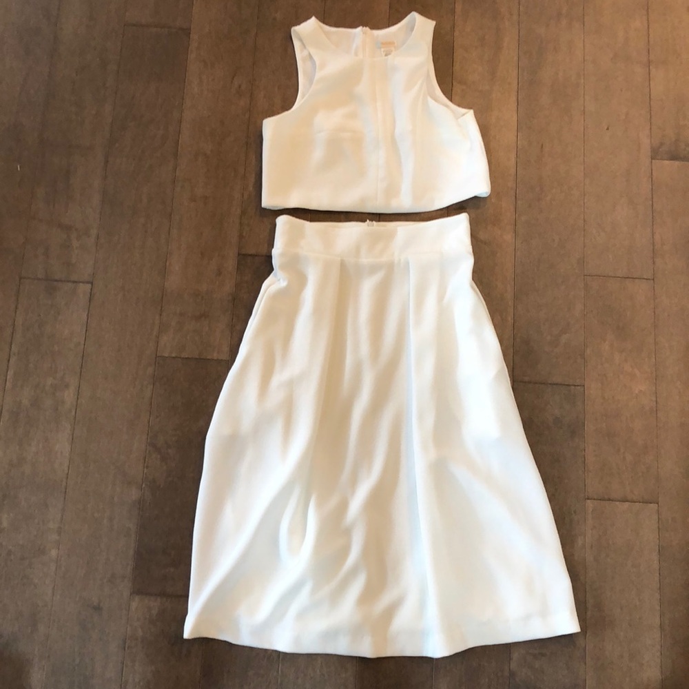 Lulus crop top and skirt